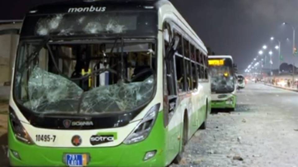 Violence erupts in Abidjan after Côte d'Ivoire's AFCON loss