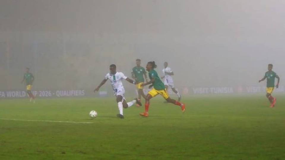 Comment un épais brouillard a perturbé un match de qualification pour la Coupe du monde