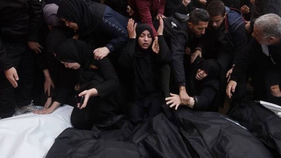 KAI-TSAYE: Isra'ila ta kashe Falasdinawa fiye da 50 a Gaza a awa 24