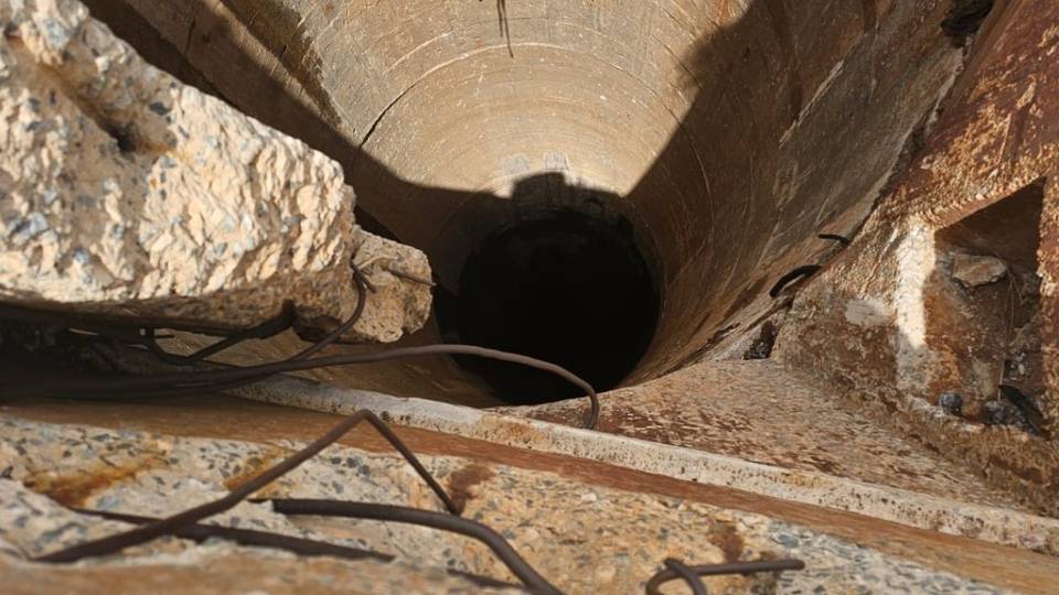 Stilfontein: South African police arrest resurfacing miners