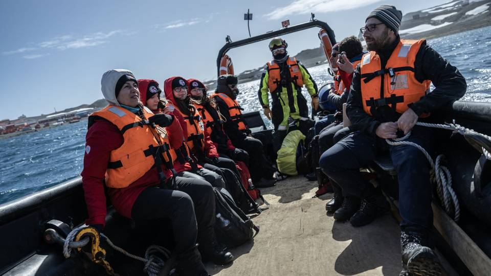 Turkish scientists arrive in Antarctica for 8th national science expedition