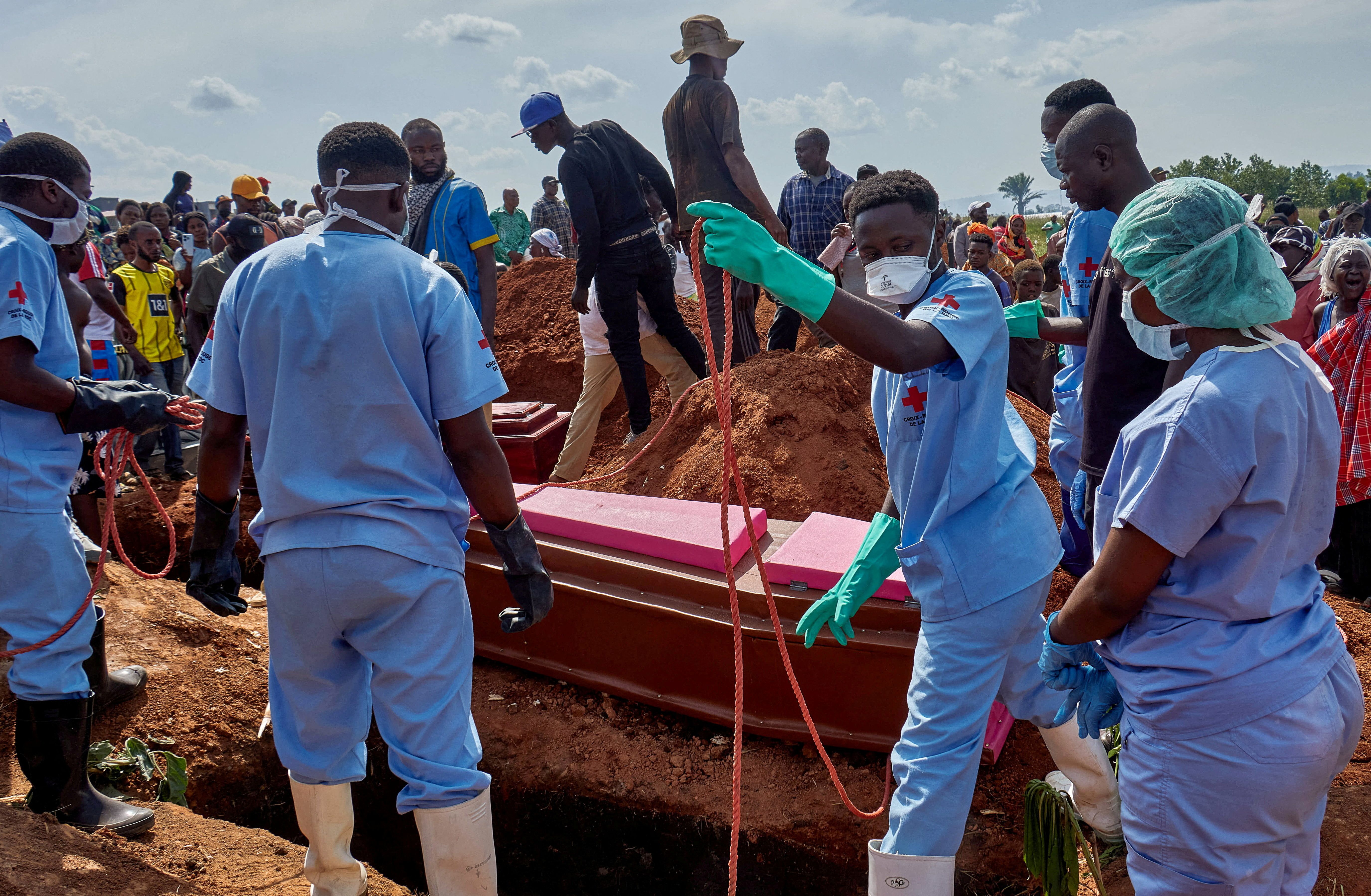 Le bilan de l’épidémie d’Ebola dépasse 1 400 morts en RDC