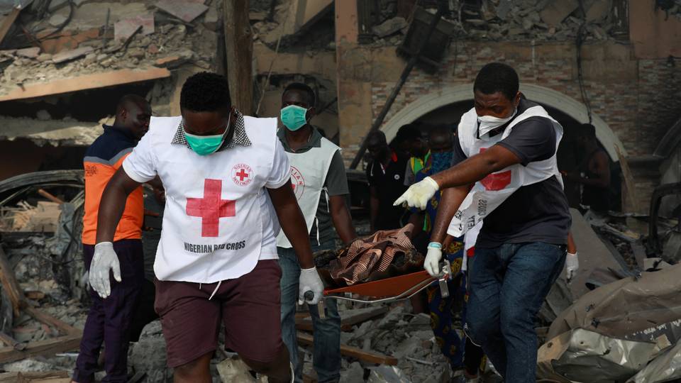 Fresh floods hit Nigeria's Lagos city