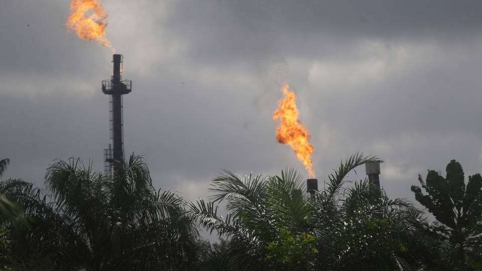 Pétrole: procès de huit dirigeants du groupe Bourbon pour corruption en Afrique