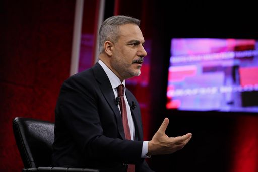 Fidan wa Uturuki akataa mashambulizi ya anga kama njia ya kubadilisha uongozi wa Iran