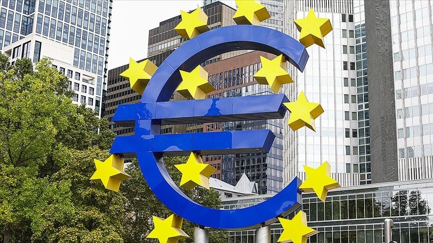 EU Trade Slows but Surplus Remains Strong