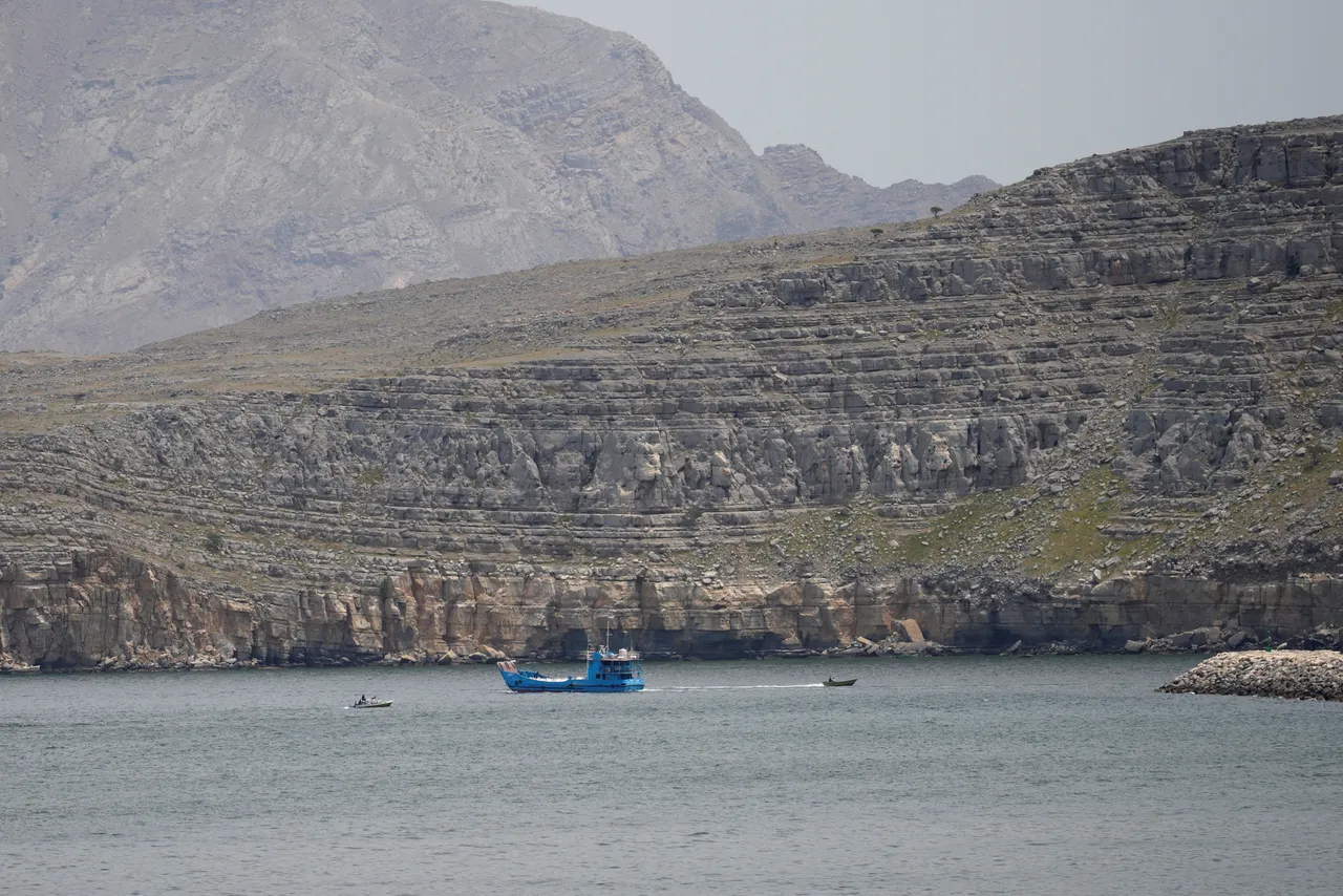 Iran ta kama jiragen ruwa biyu a Hormuz yayin ƙaruwa rikicin teku