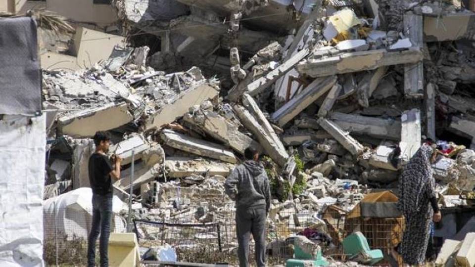 Live Updates: Hamas delegation heads to Cairo for truce talks