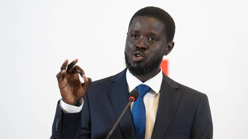 Senegal's Faye calls for 'renewed dialogue' with media