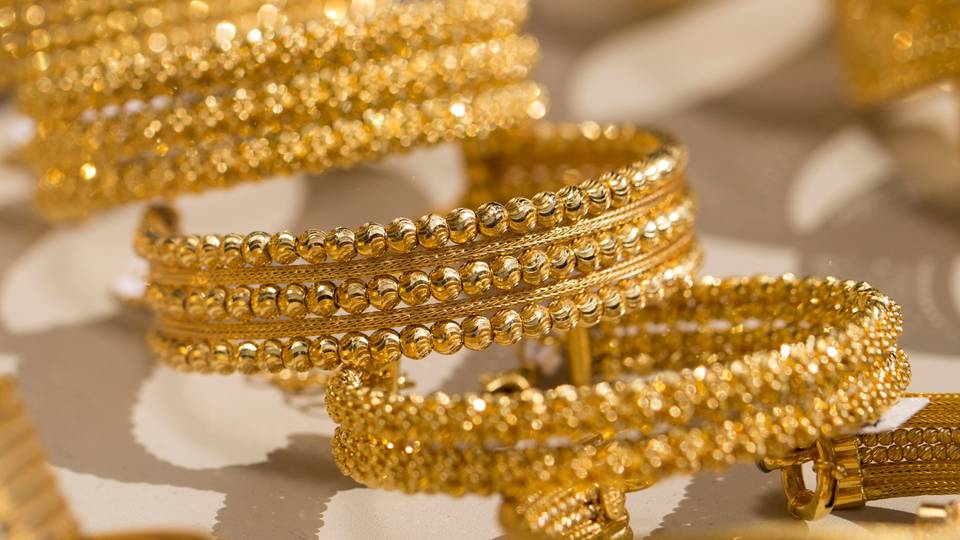 Mali signs deal with Russia to build gold refinery in Bamako