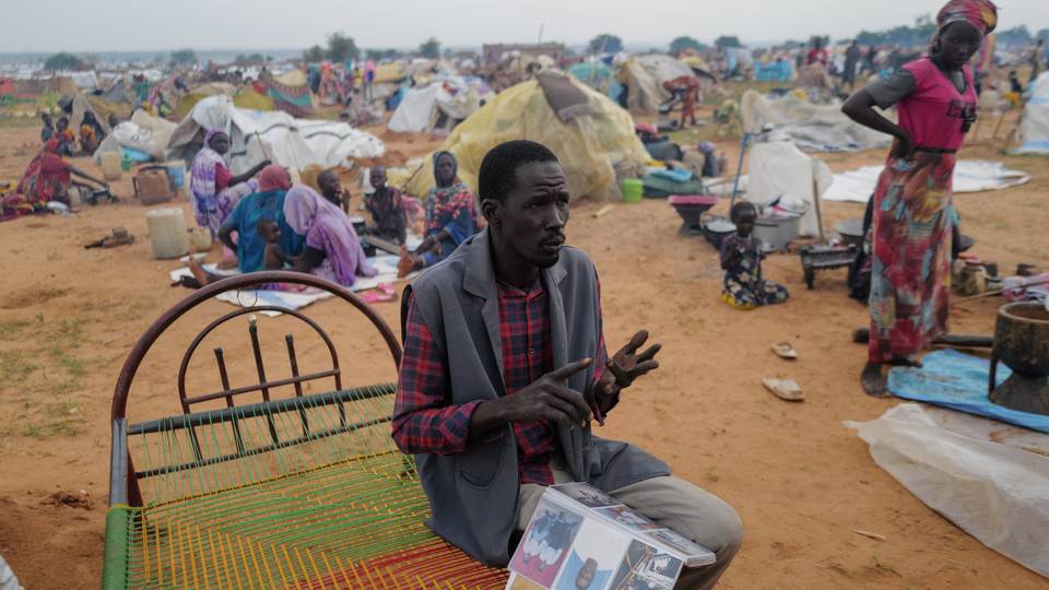 Sudan war: West Darfur attacks possibly 'genocide' - watchdog