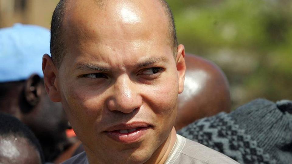 L'opposant Karim Wade fait un pas important vers la candidature