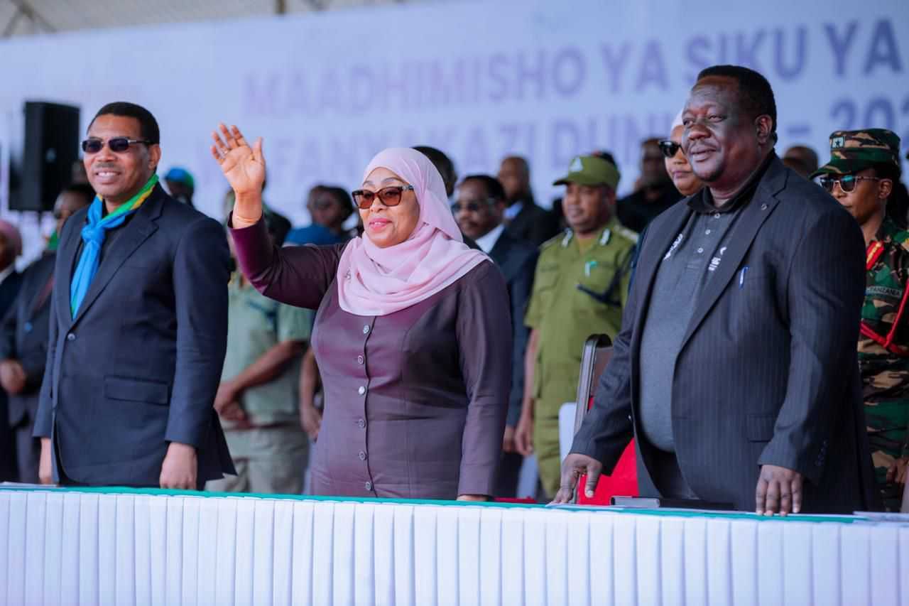 Viongozi Afrika Mashariki wasifu mchango wa wafanyakazi katika maadhimisho ya Mei Mosi