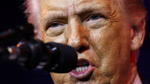 'Taimako yana zuwa' in ji Trump ga masu zanga-zanga a Iran