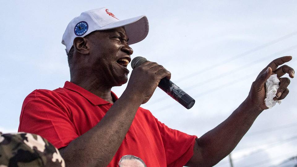 Sierra Leone court orders arrest of opposition leader