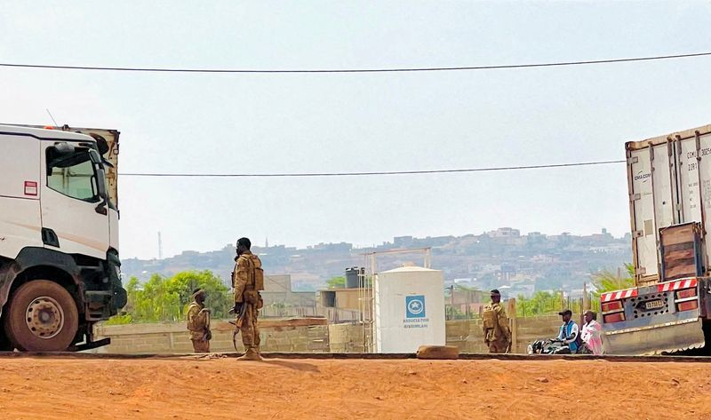 Mali's government rules out talks with terrorist groups