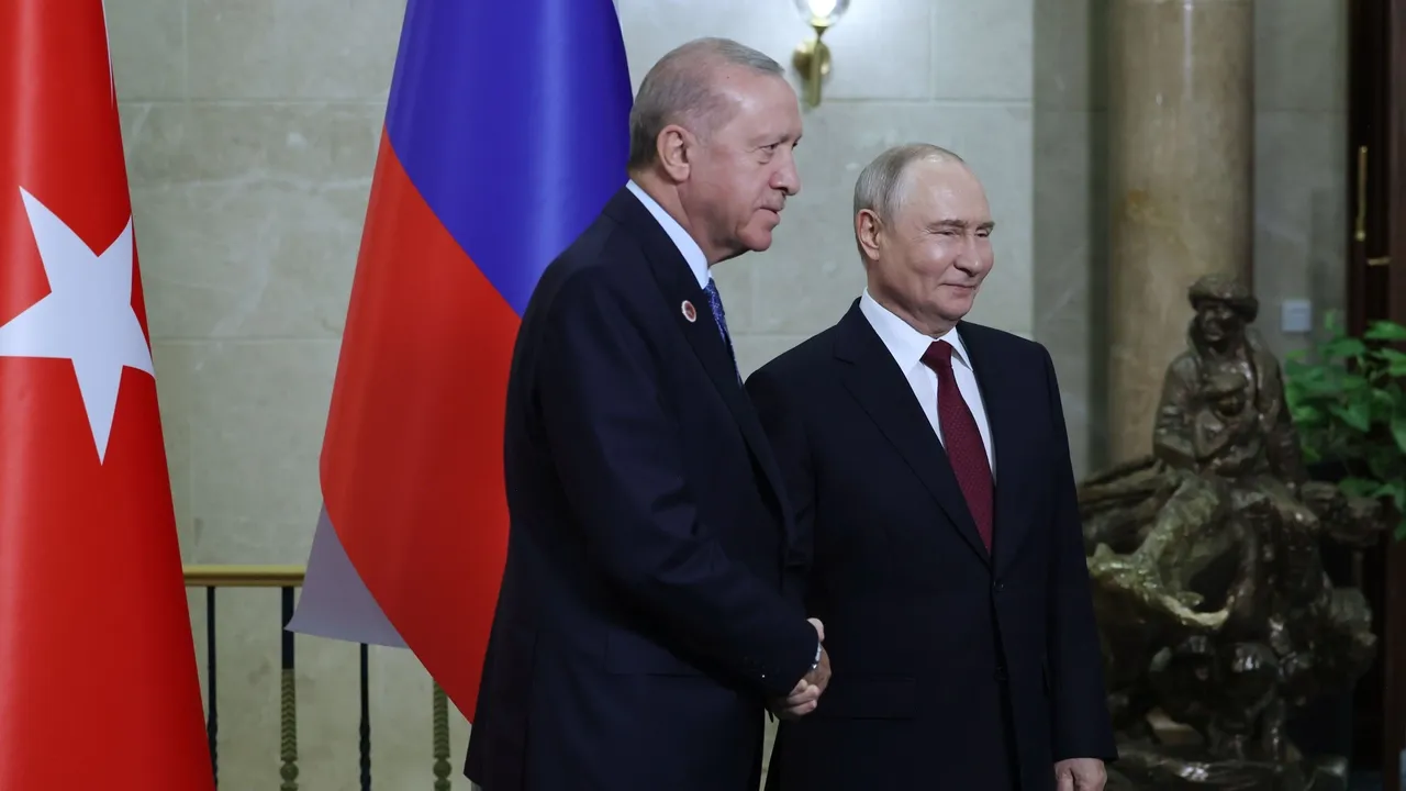 Erdogan et Poutine discutent de la sécurité en mer Noire et des contacts entre la Russie et l'Ukraine lors d'un appel téléphonique