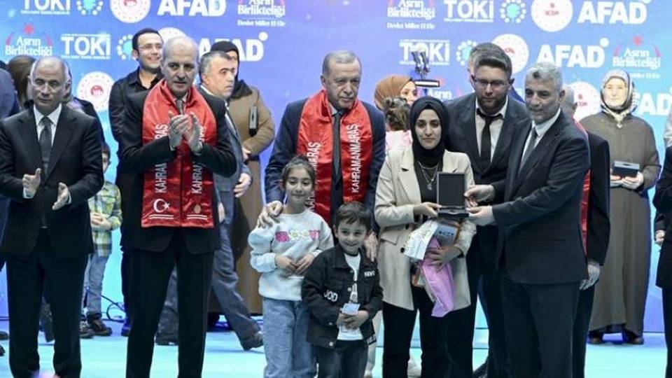 Erdogan a remis 9 289 logements aux victimes du séisme à Kahramanmaras