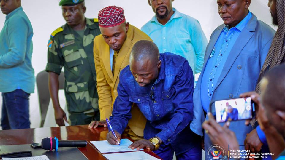 Cinq groupes armés en RDC s'engagent à cesser les hostilités en Ituri