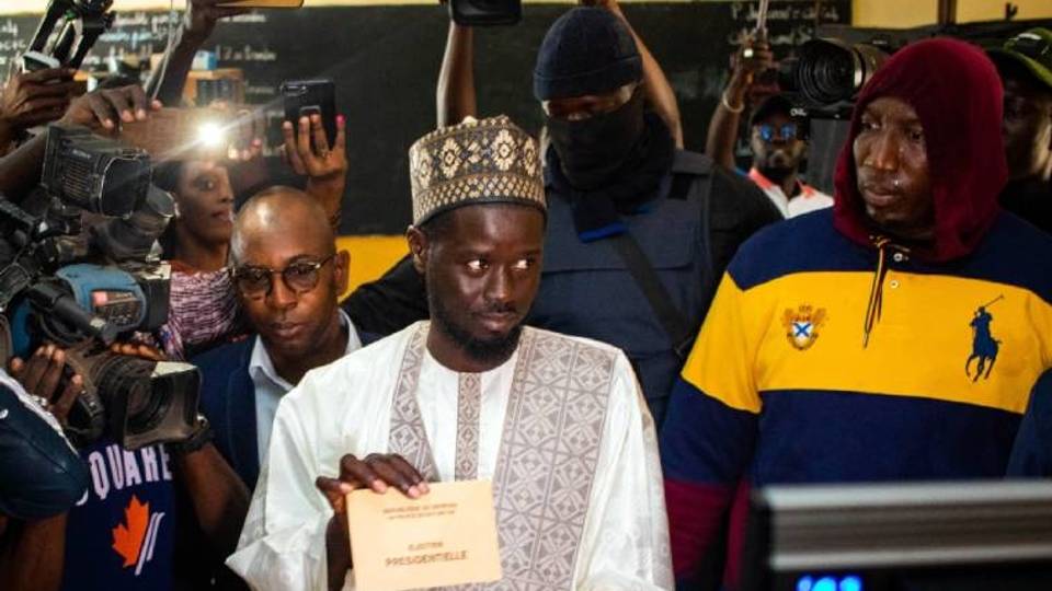 Senegalese chose 'break' from establishment: Faye