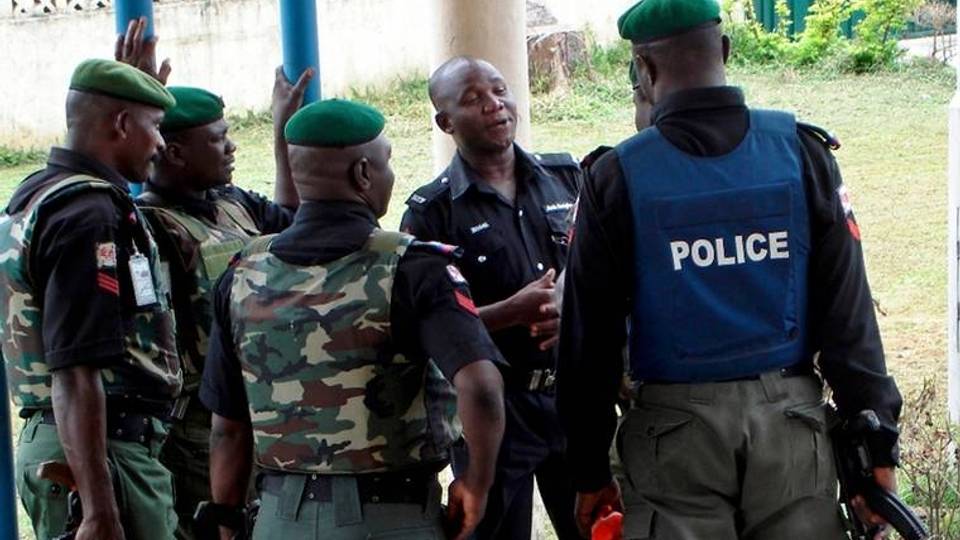 Police d'État : Le Nigeria réfléchit à la viabilité d'une police alternative pour lutter contre l'insécurité
