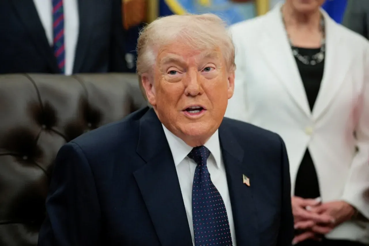 Donald Trump asitisha operesheni “Project Freedom” katika Mlango-Bahari wa Hormuz kwa muda