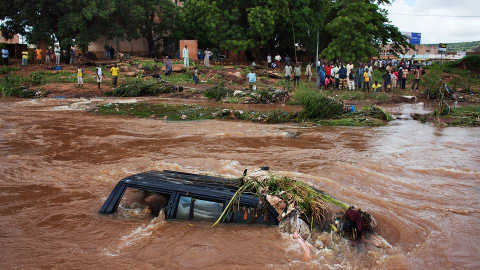 Mali declares state emergency after floods leave scores dead