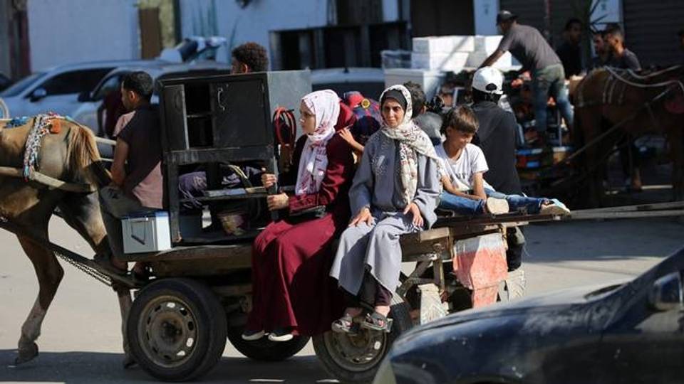 Live Updates: Mass displacement in Gaza's Deir al Balah amid Israeli assault