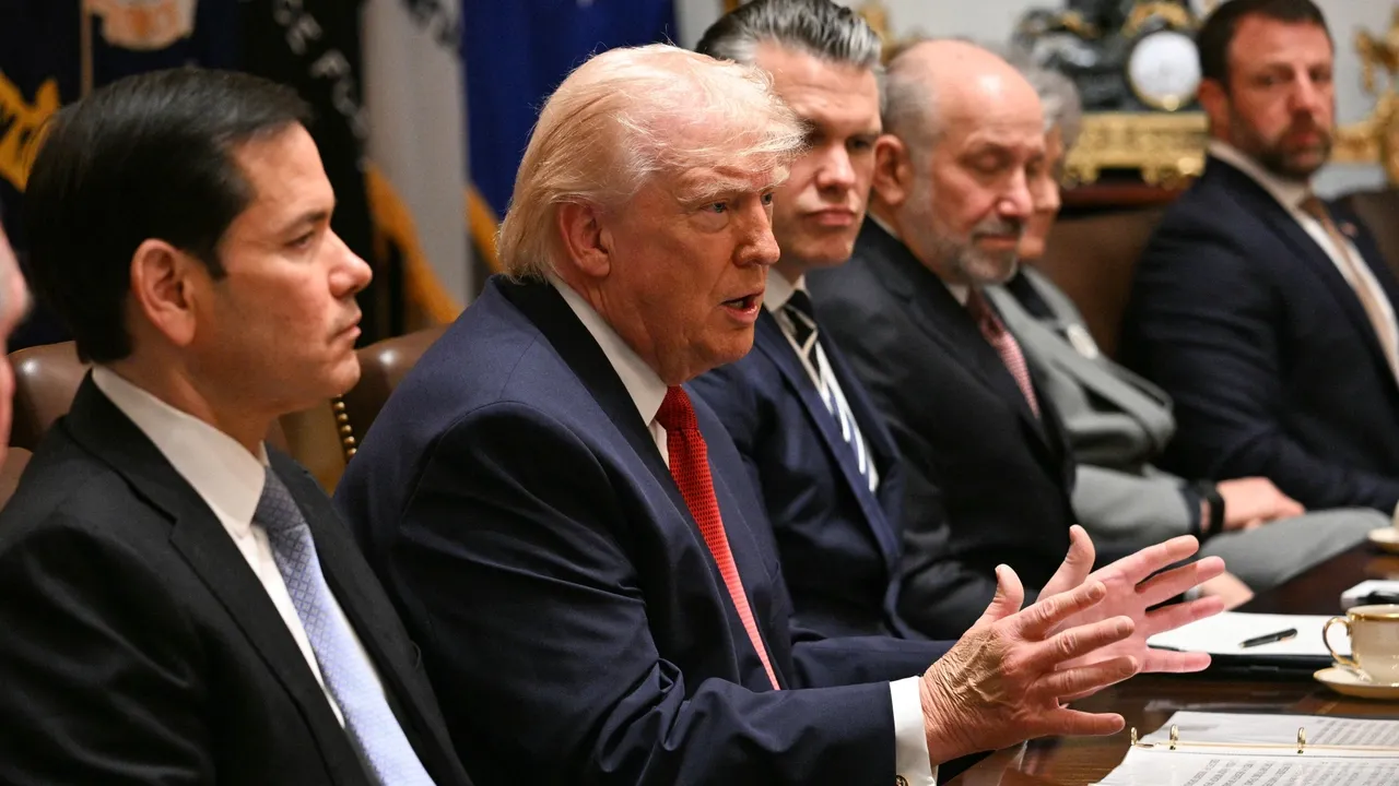 Trump mulls taking 'control of Iranian oil,' claims Iran desperate for deal