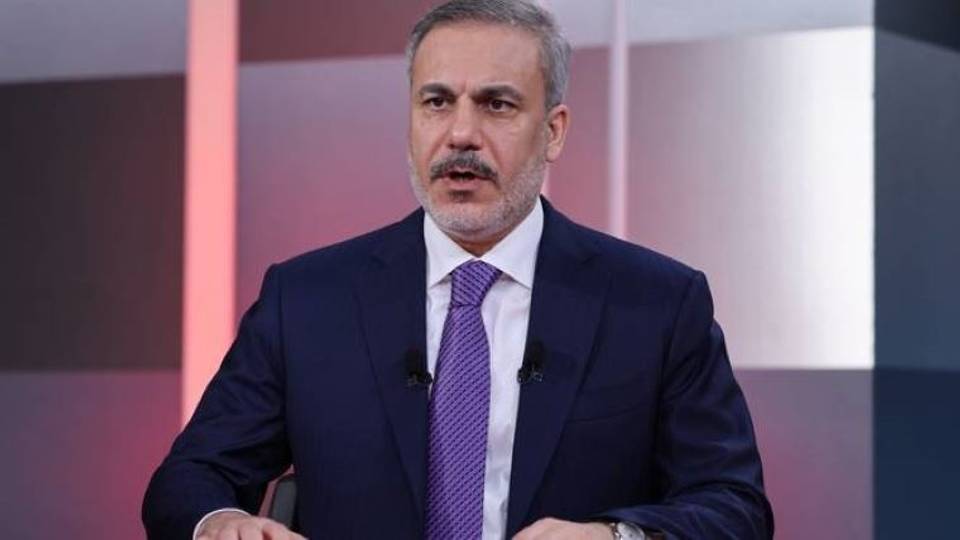 Ministan Wajen Turkiyya ya yi gargaɗi  kan yiwuwar ɓarkewar rikici saboda harin da Amurka ke kai wa ƙungiyoyin da Iran ke goyon baya