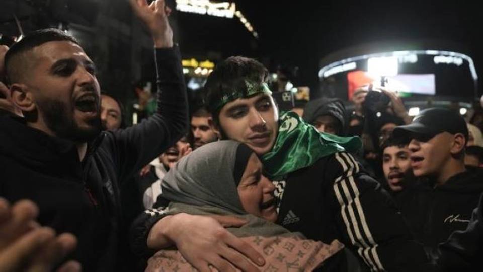 Live Updates: Hamas confirms agreement to extend Gaza humanitarian pause