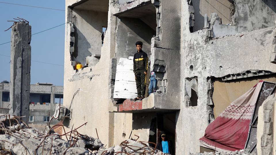 Live Updates: Gaza death toll rises to 21,978 as Israel continues its attacks