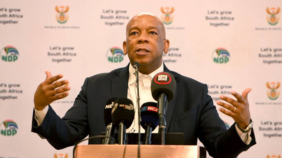 South Africa withdraws nuclear procurement application