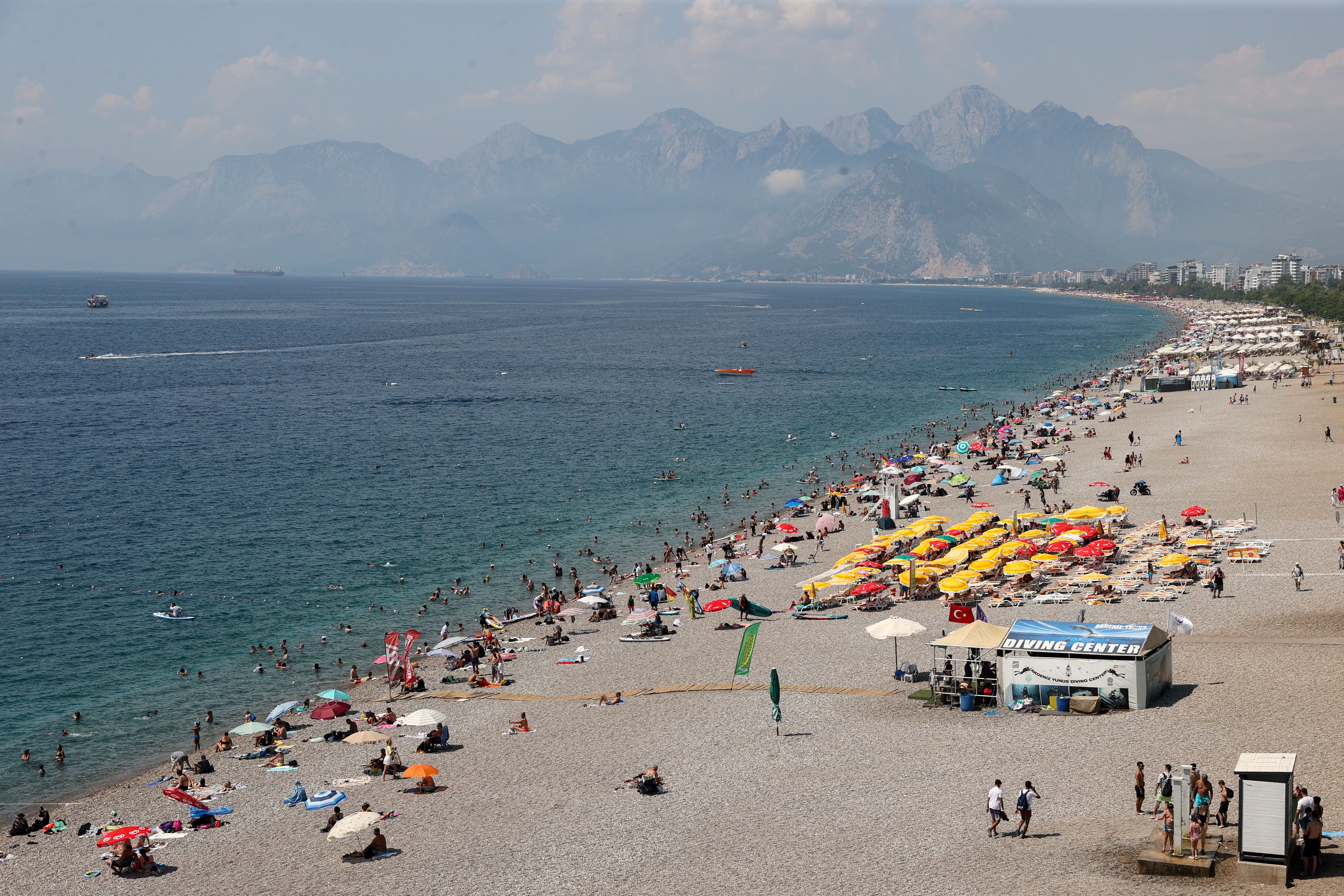 Antalya ya karɓi masu yawon buɗe ido miliyan 14 daga ƙasashen waje duk da ƙalubalen duniya