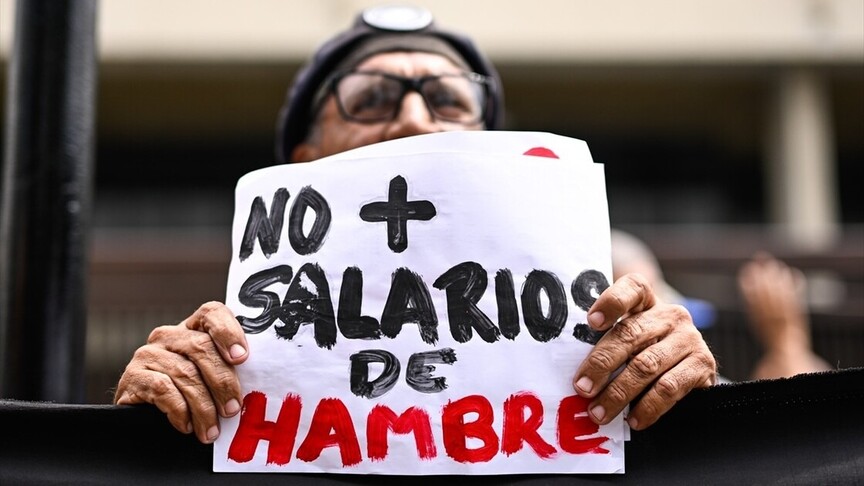Venezuela Raises Minimum Income to $240