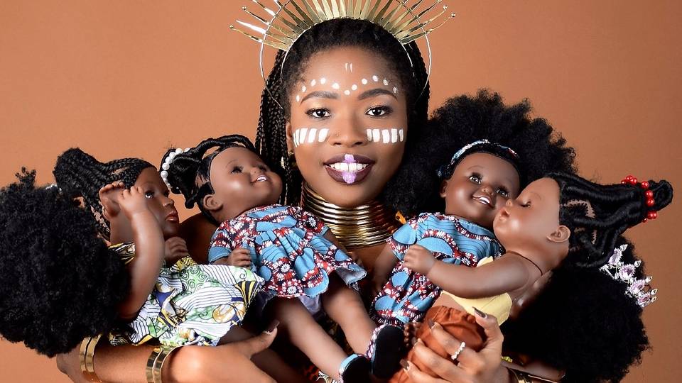 Black dolls that speak several African languages