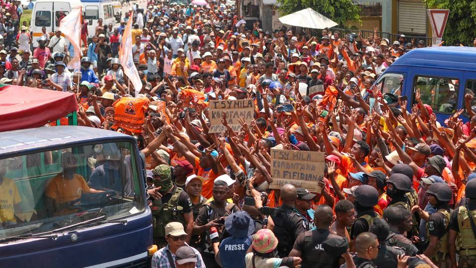 Élections présidentielles Madagascar : la population partagée entre espoirs et inquiétudes