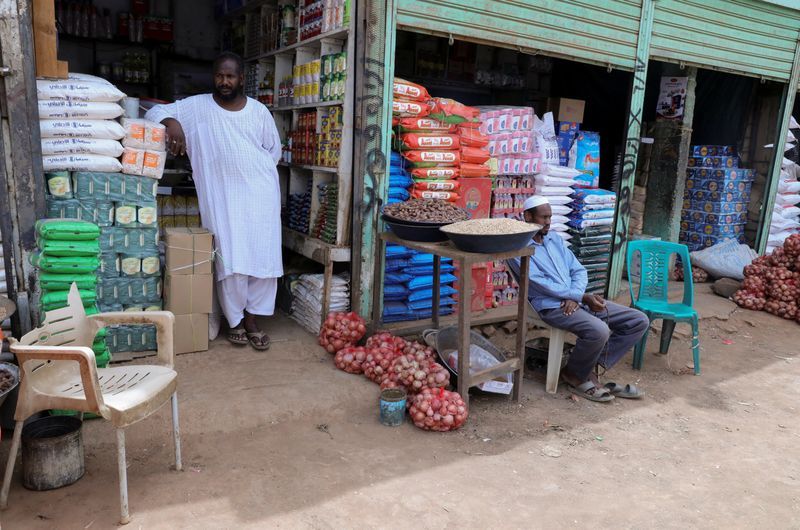Sudan's currency trades at 10,000 to the dollar