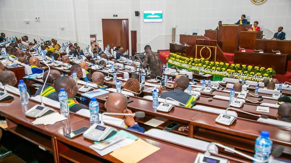 Le Togo adopte une nouvelle Constitution