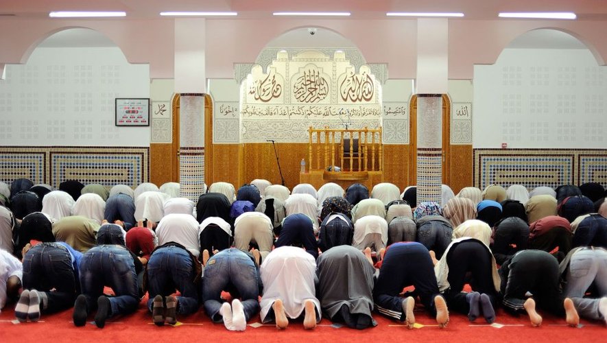 Digital Tools Drive Transparency in Mosque Financing Across France