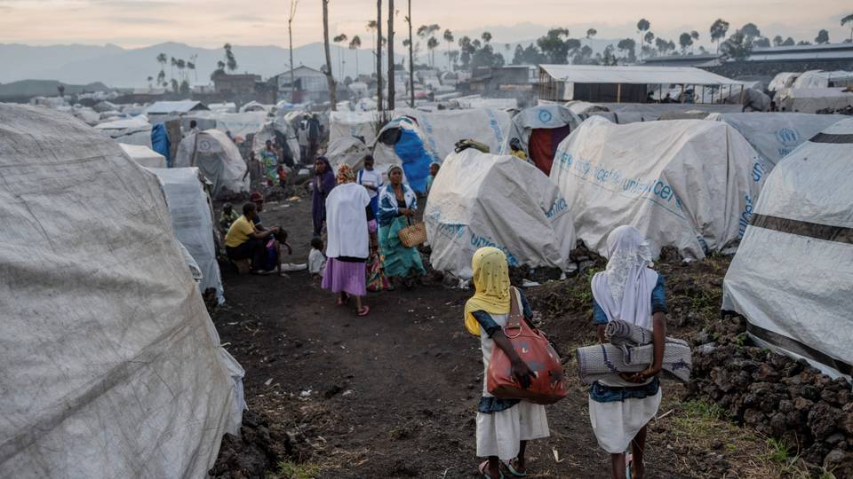 Bomb rips through camp for displaced in DR Congo