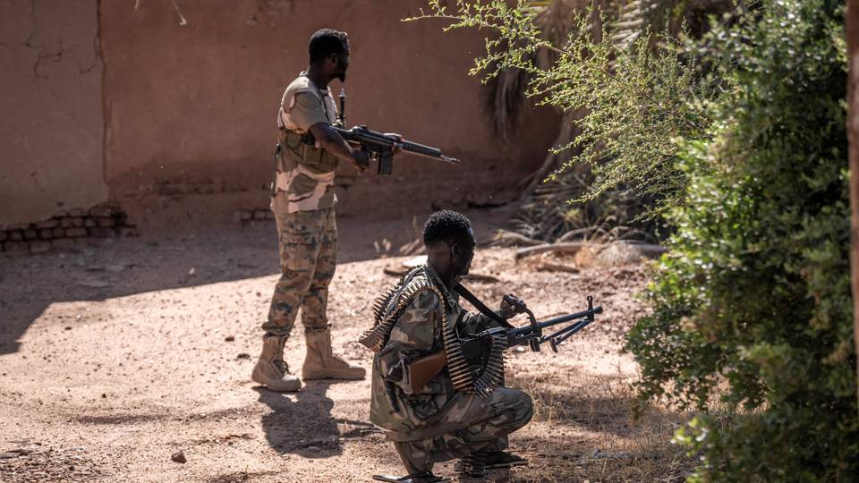 Les alliés alimentent la guerre soudanaise en armes et "permettent le massacre"