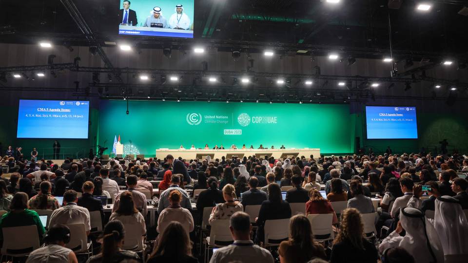Les pays du monde entier approuvent à la COP28 une décision historique sur les énergies fossiles
