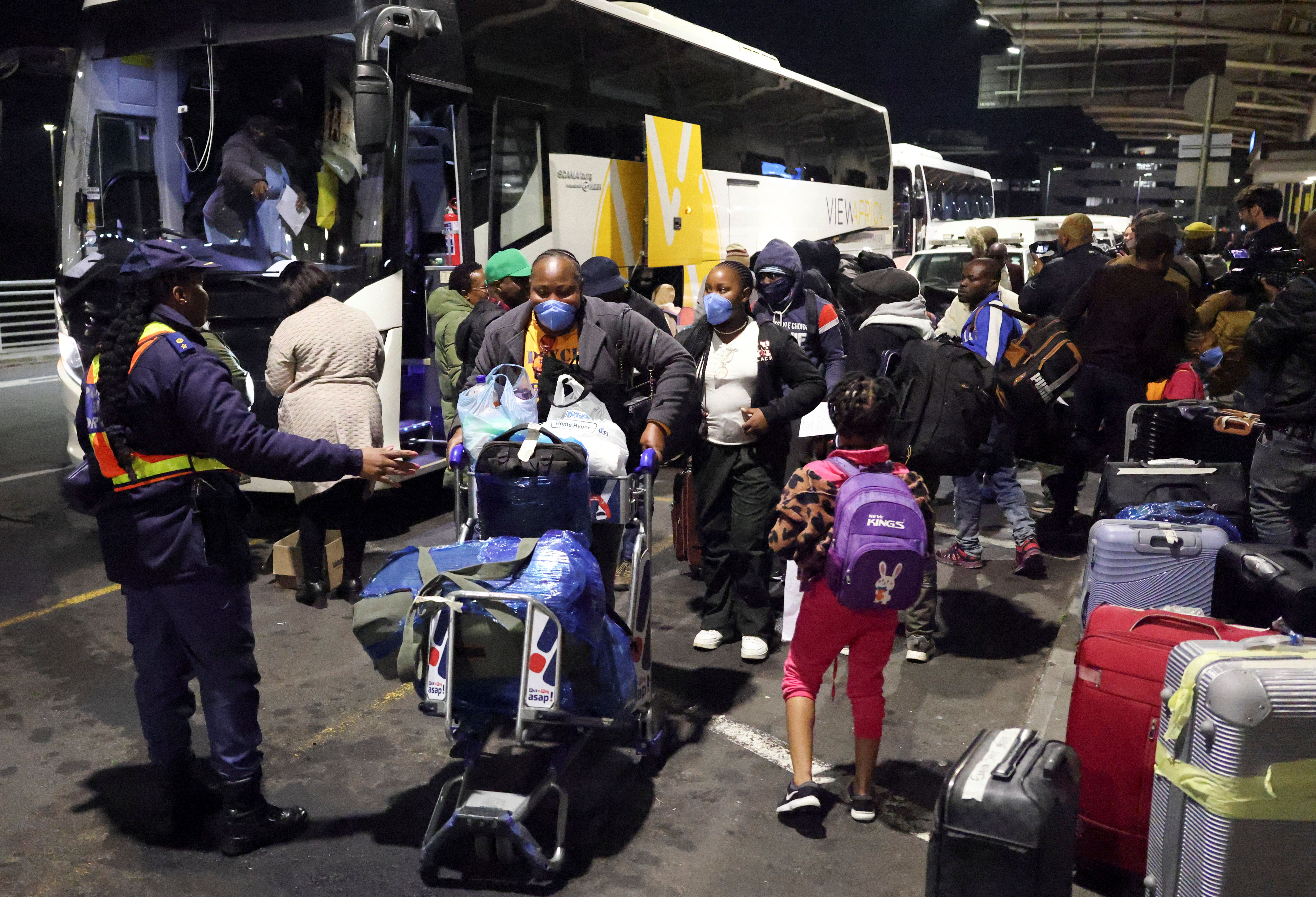 262 Nigerians fleeing anti-immigrant attacks in South Africa head home