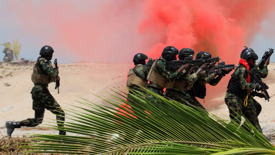 Tinubu : la frappe aérienne meurtrière de l'armée nigériane sur des civils est une "tragédie"
