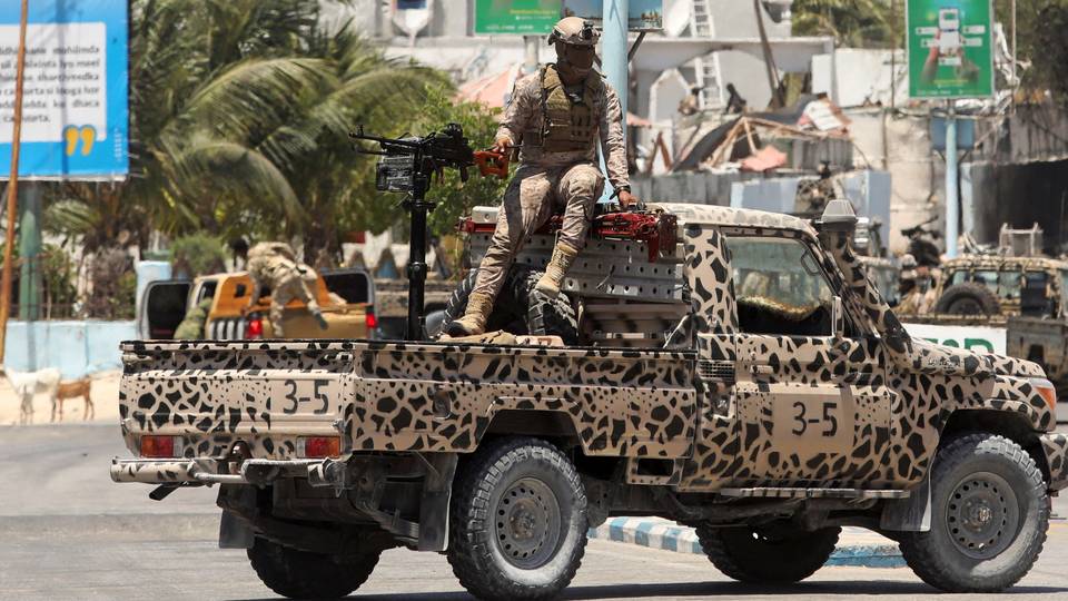 Al-Shabab: Soldiers killed in attack at Somalia military base