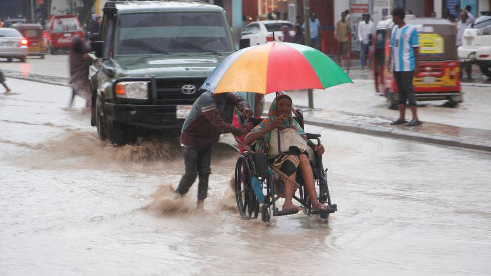 Somalia floods displace more than one million people