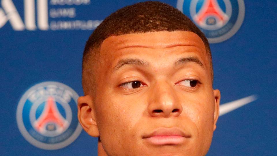 Mbappe ya kai PSG ƙara kan bashin albashinsa euro miliyan €55