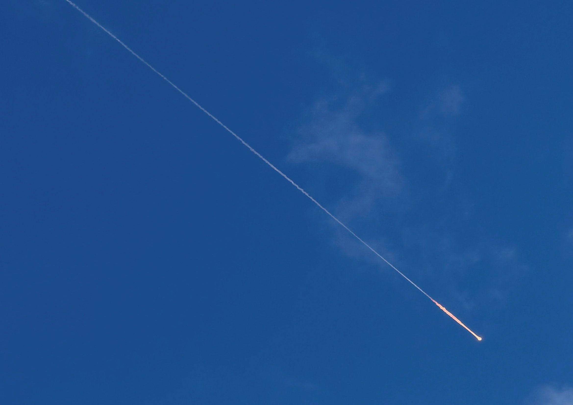 L’Iran dément avoir lancé des missiles contre des États du Golfe après le cessez-le-feu