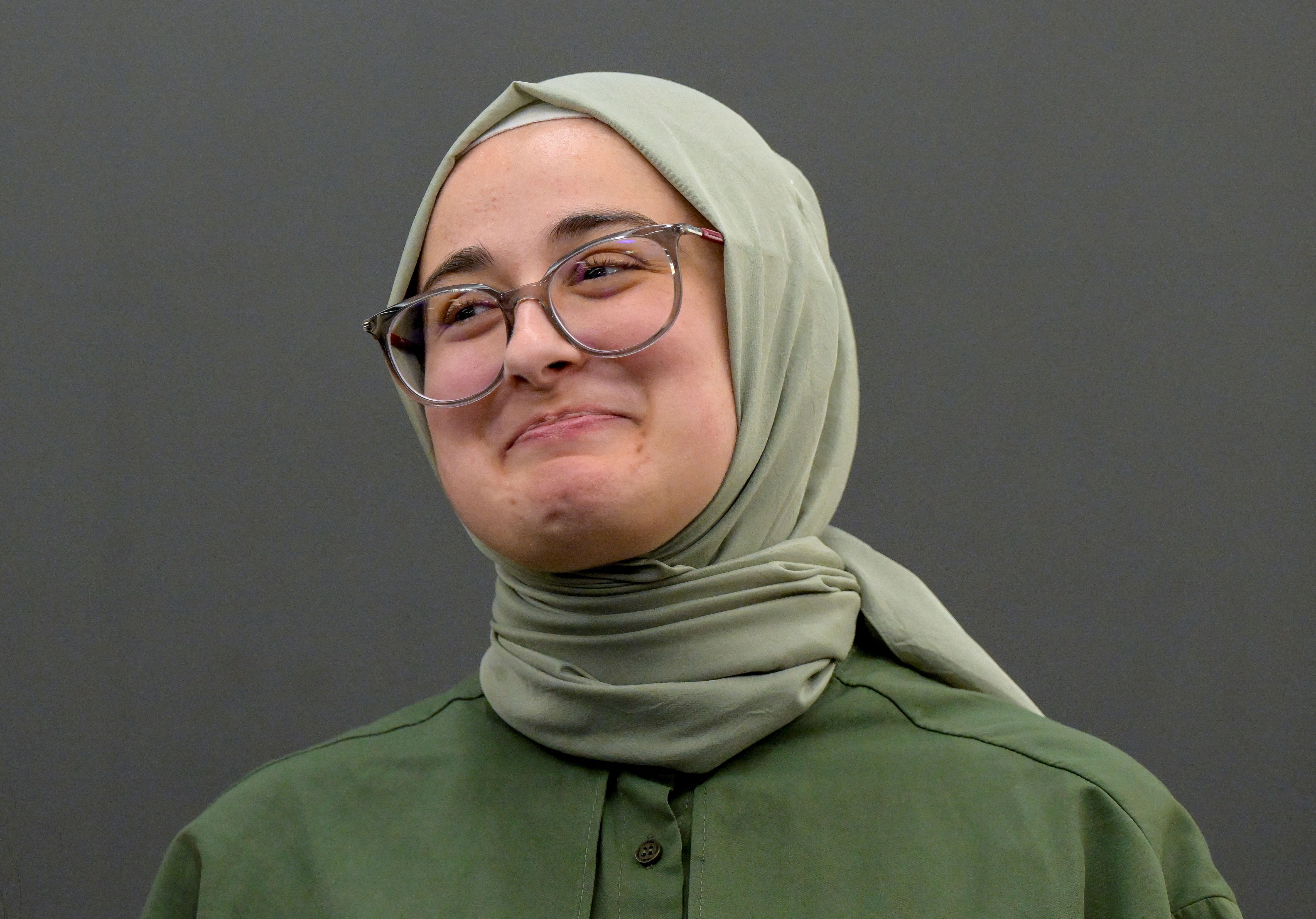 Rumeysa Ozturk, étudiante pro-palestinienne détenue par l’ICE l’an dernier, rentre en Türkiye